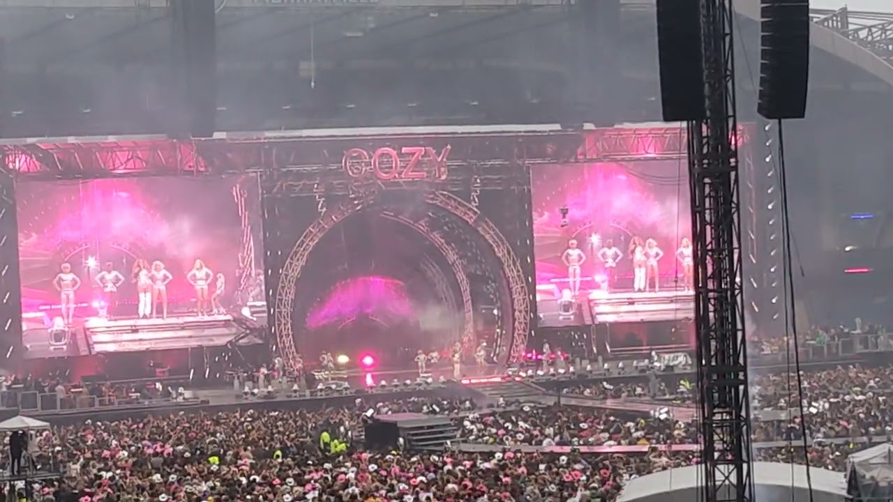 Beyoncé - Renaissance World Tour - Edinburgh - 20 May 2023 - Part I