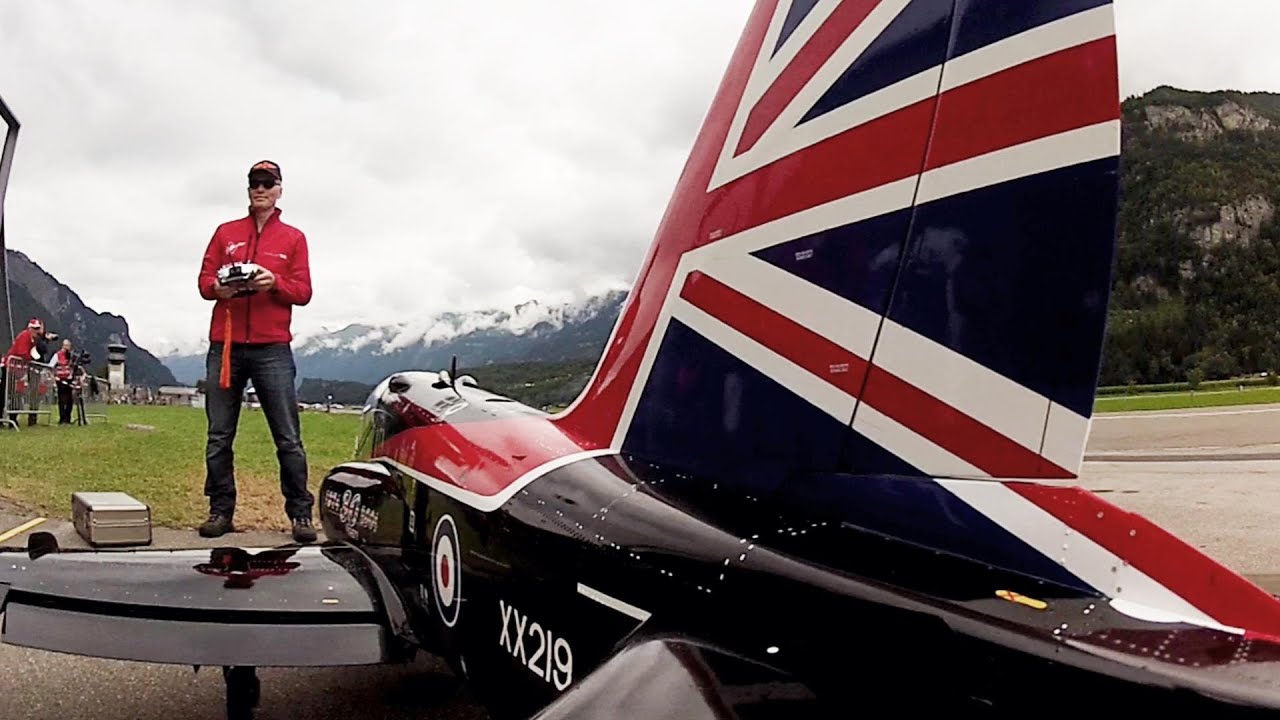 Giant RC BAE Hawk turbine Model Jet 50 Anniversary British Royal Air Force painting look fantastic
