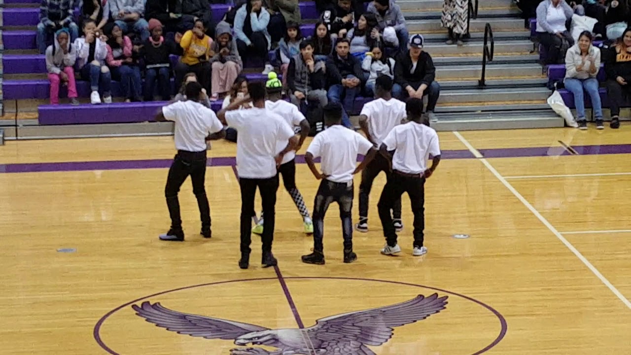 Ericboypm Yope remix African Dance by diamond platnumz ft innocc'B at school JC HARMON SCHOOL