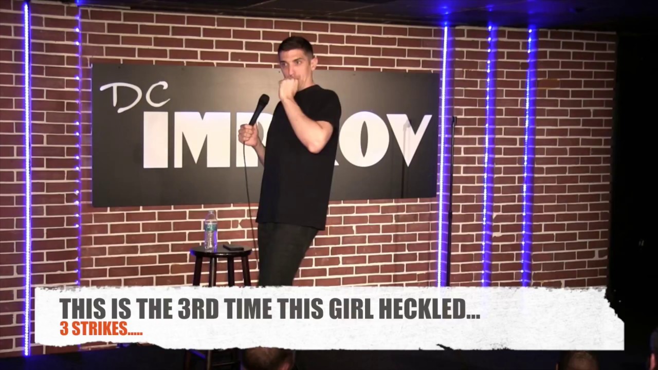 Andrew Schulz flames a heckler - Stand Up Comedy