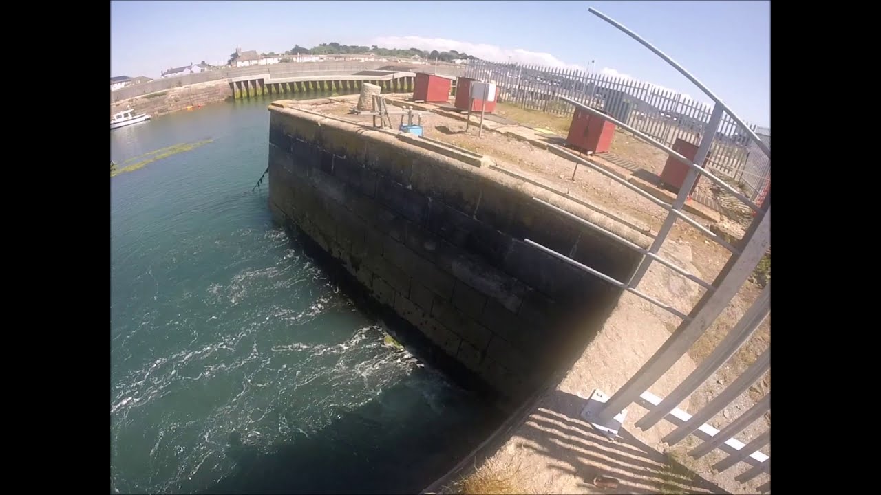 Sea Fishing Videos Uk | Fishing for Gilthead Bream in Hale