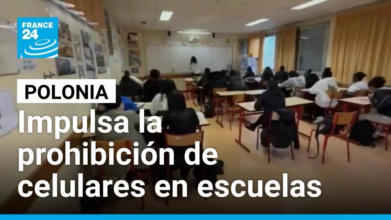 Polonia impulsa la prohibición de celulares en las aulas de clase