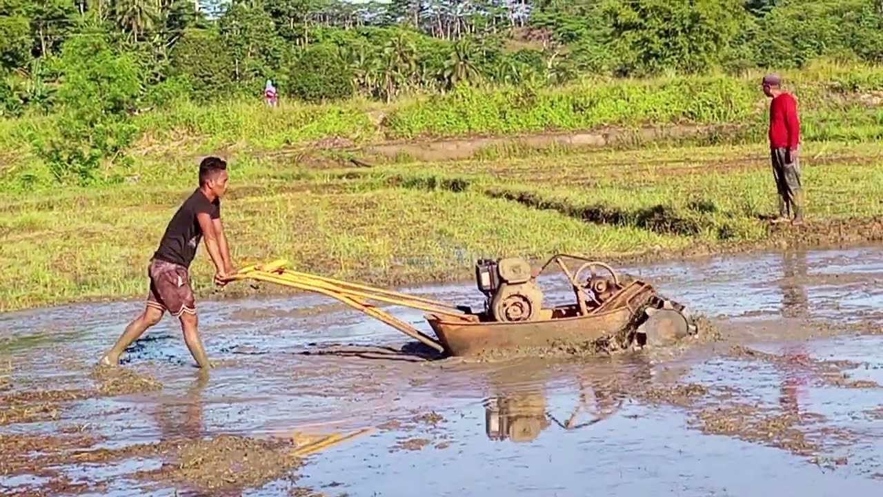 Mudboat power tiller (machine)