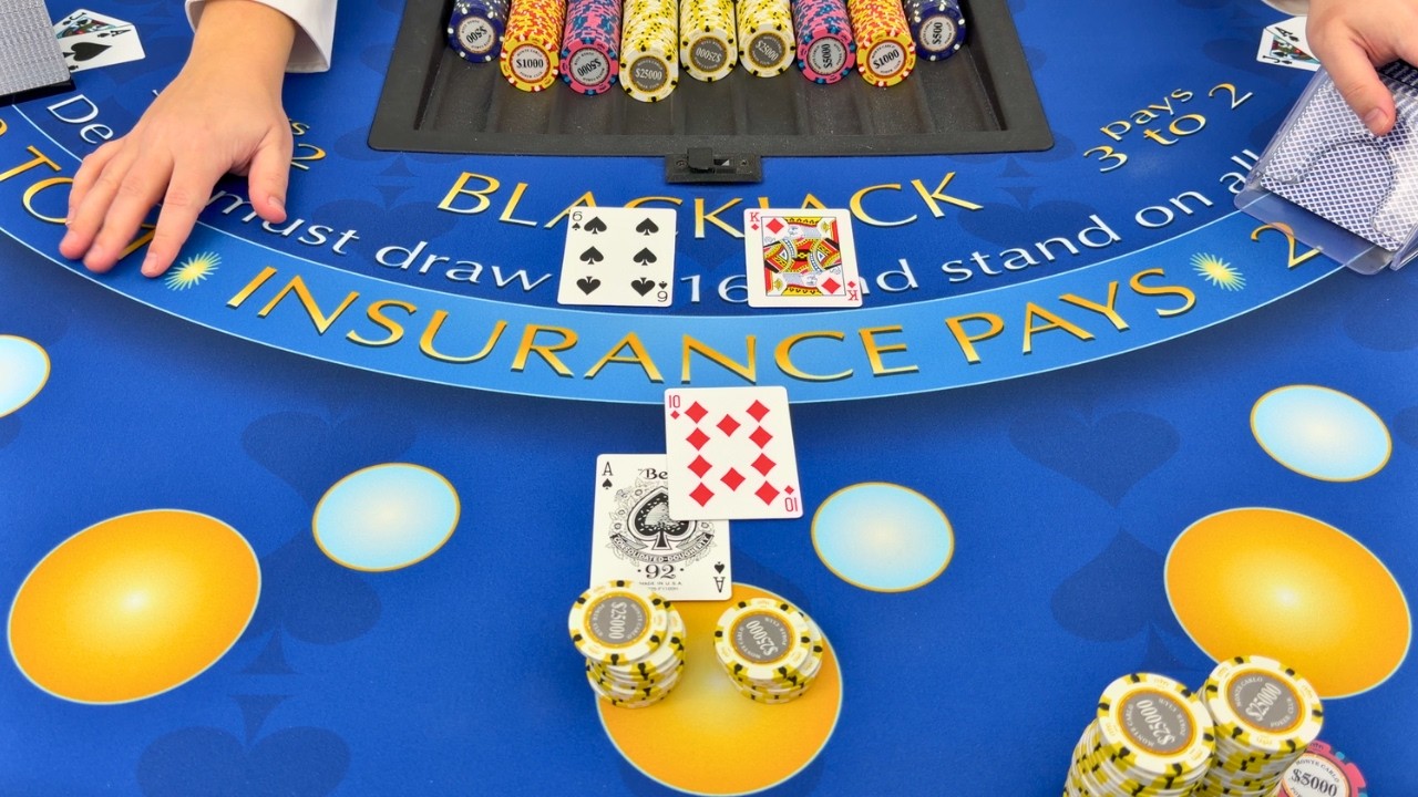 I BET BIG AT THE RIGHT TIME & WON $375,000 ON ONE BLACKJACK IN SUPER HIGH STAKES $1,000,000 SESSION!