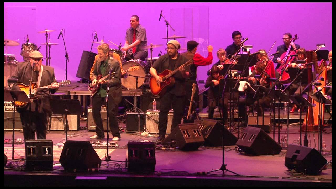 Wild Honey Orchestra-Glass Onion, featuring Thomas Walsh(Pugwash).