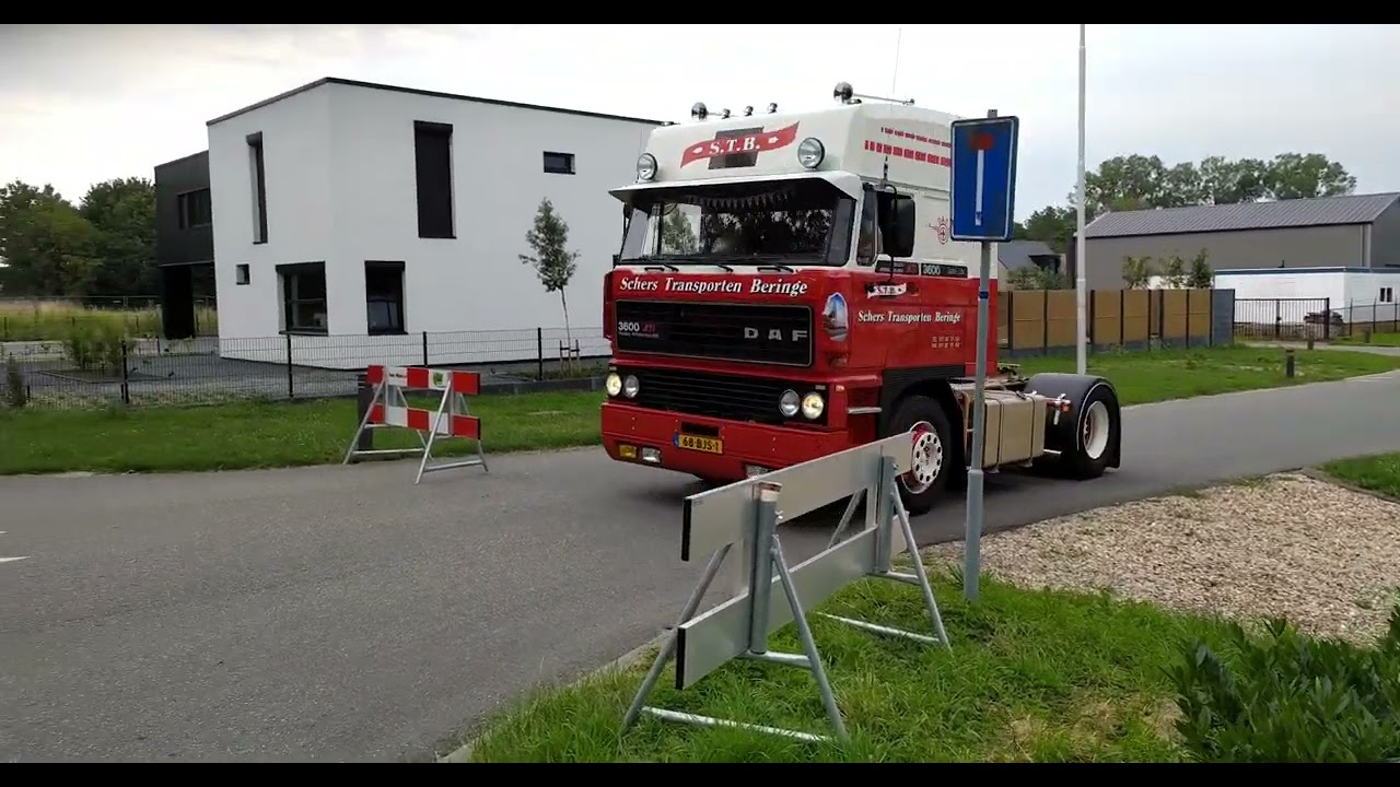 DAF 3600 Space Cab @ Metropole Historic Transport Festival Druten 2023