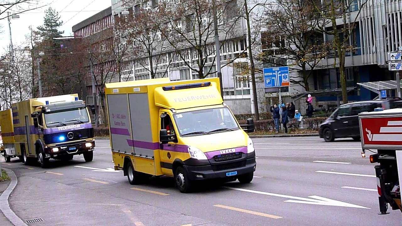 Fahrzeug-Corso der Berufsfeuerwehr Bern