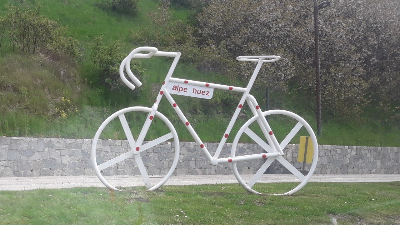 L'Alpe D'Huez, ascent from Le Bourg D'Oisans