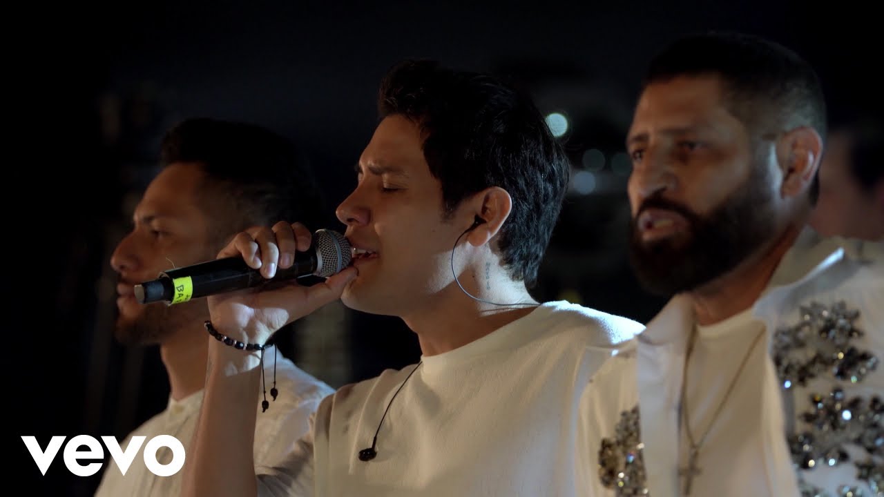 Pancho Barraza - Me Haces Falta Papá (En Vivo) ft. Adrián Barraza, Julio Barraza, Javier Barraza