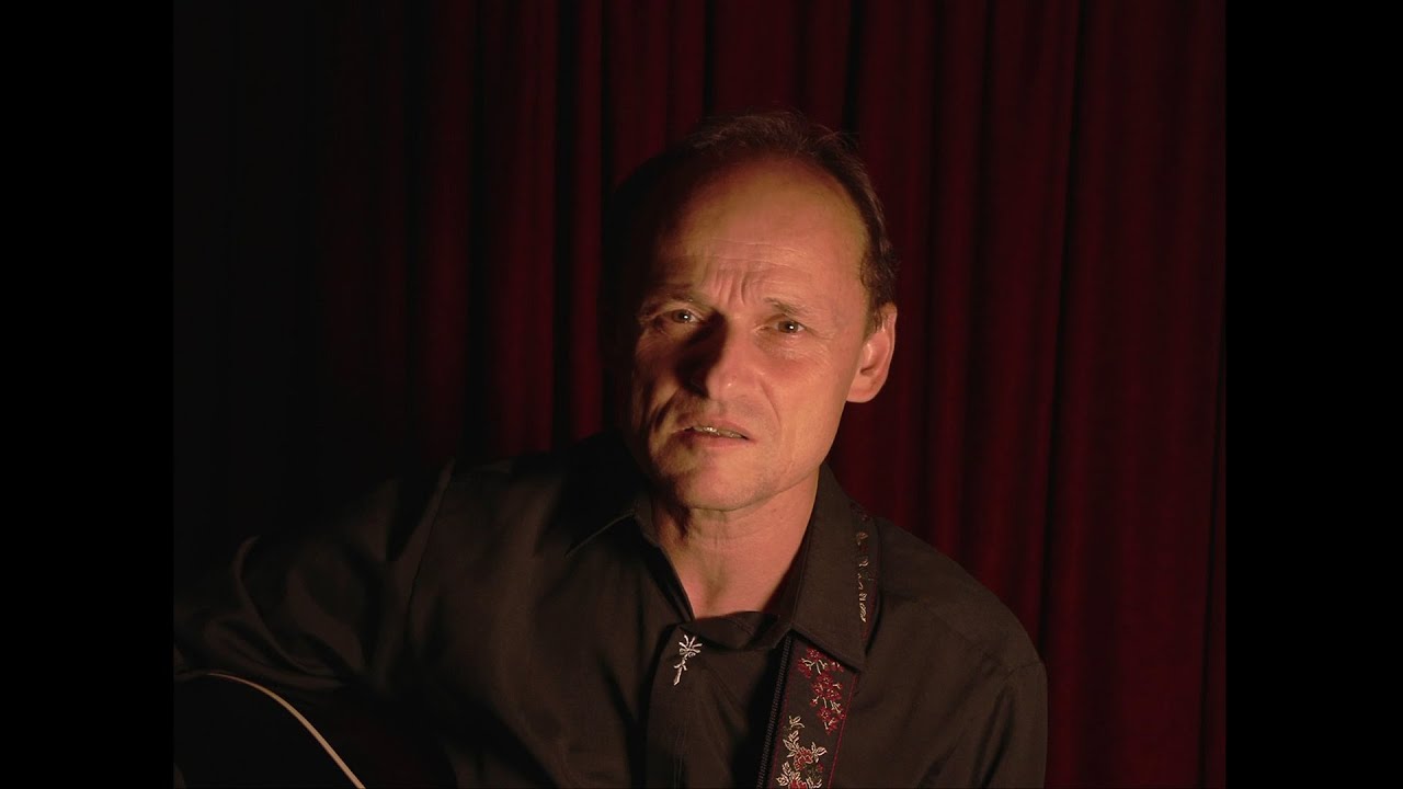 Martin Ž&aacute;k - Muž v čern&eacute;m (Man in Black)