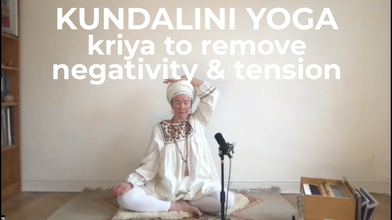 30-минутная крийя кундалини-йоги для снятия напряжения и негатива | Yogigems