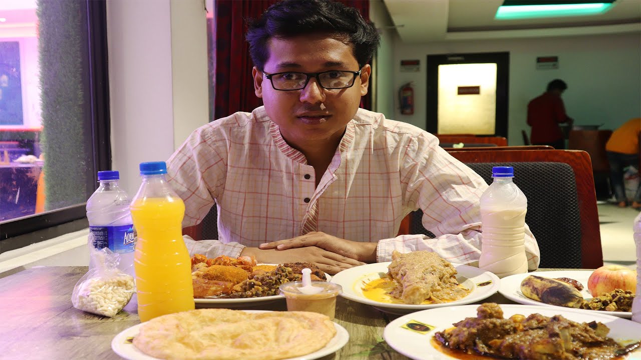ইফতারে খাসির লেগ রোস্ট ও চুই ঝাল || Hot Plate Restaurant || Deshi Foodies