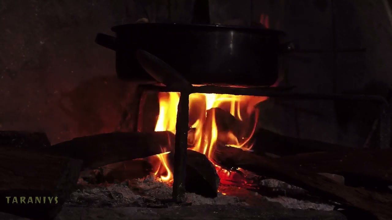 Гитара, сверчки костёр / Guitar, crickets, bonfire