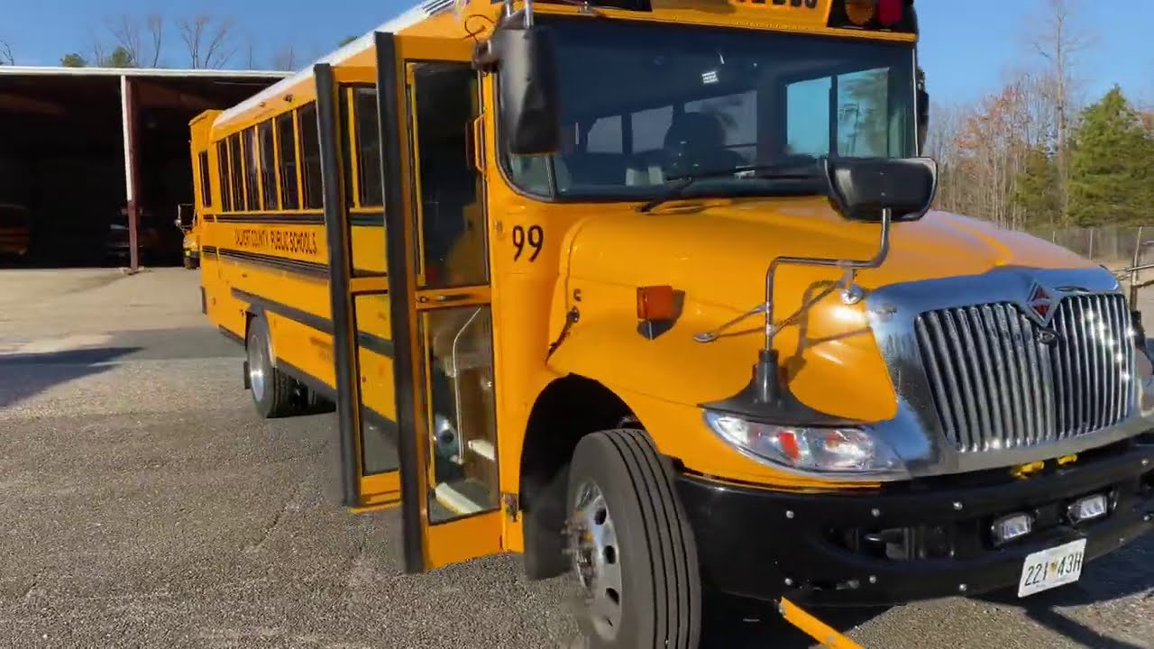 Автобус IC CE Lift Bus 2021 года выпуска