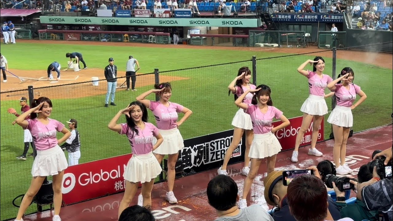 【樂天】2023/10/09 樂天女孩中場舞表演-SOUVENIR 陳伊、慧慧、曲曲、凱伊、菲菲、宋宋、熊霓