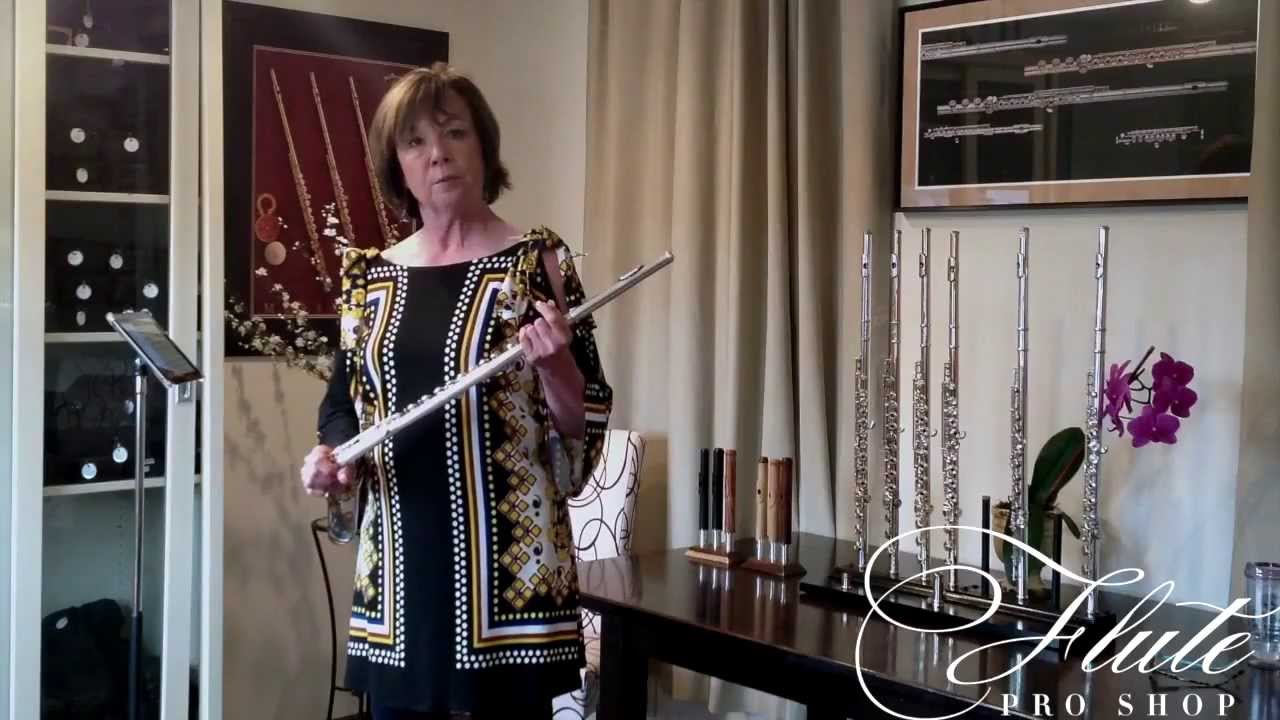 Vintage Powell No. 1577 at Flute Pro Shop