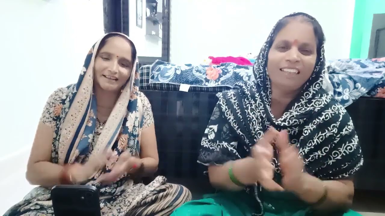 Aisa budhapa aaya re dhokha de gai jawani