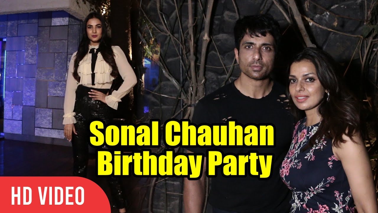Sonal Chauhan Birthday Party | Juhu B Kitchen and Bar | Viralbollywood