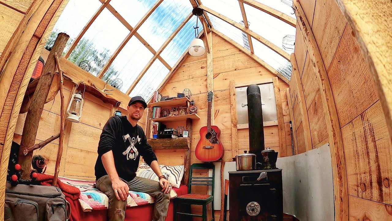 Pop-Up Cabin with 