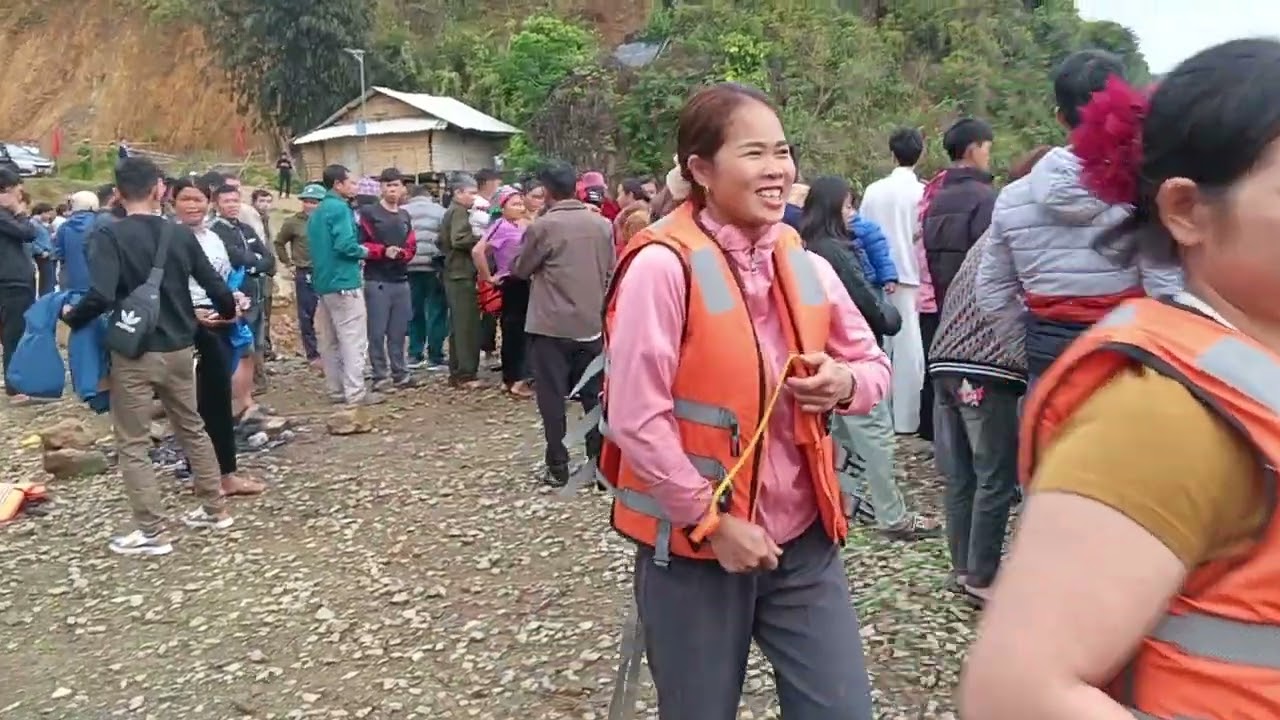 Pi nong ton de dua thuyên nơ 