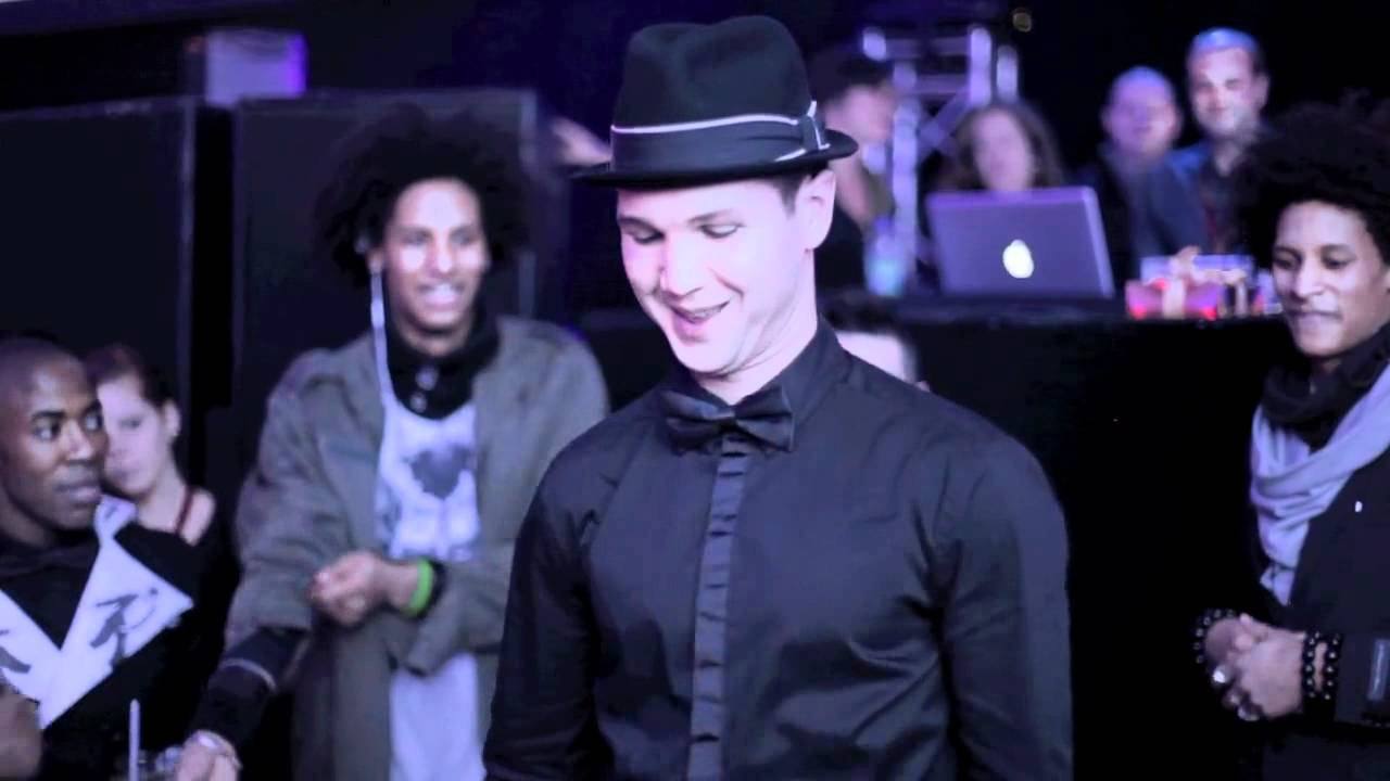 MJ Premiere Party 2011 LES TWINS!