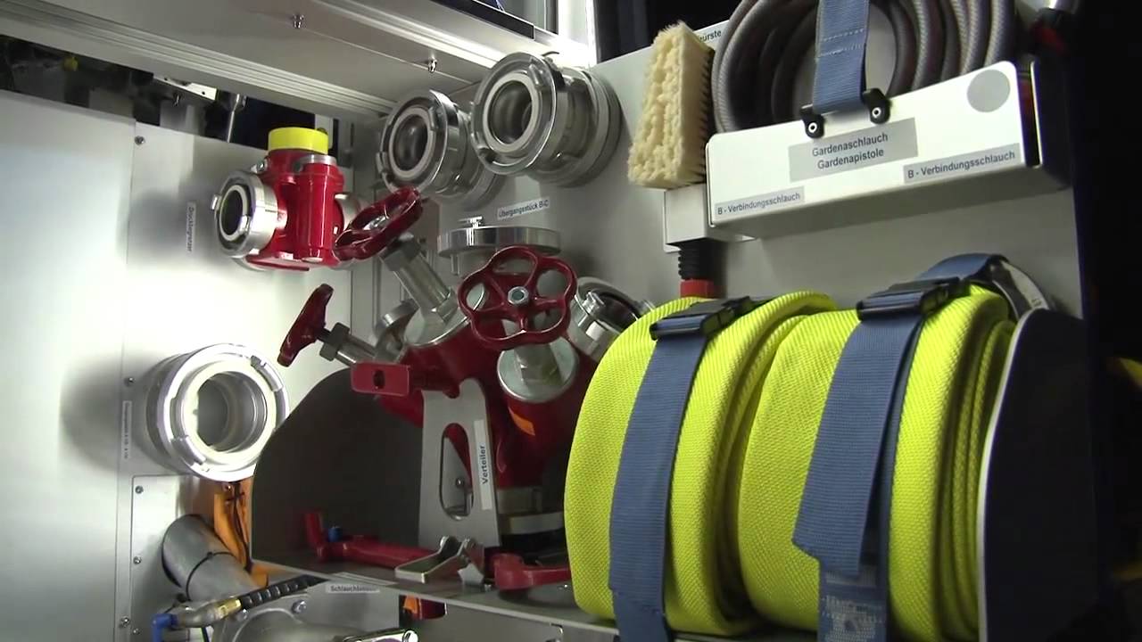 Feuerwehr Michelndorf empfängt  RLFA-T 3000/200