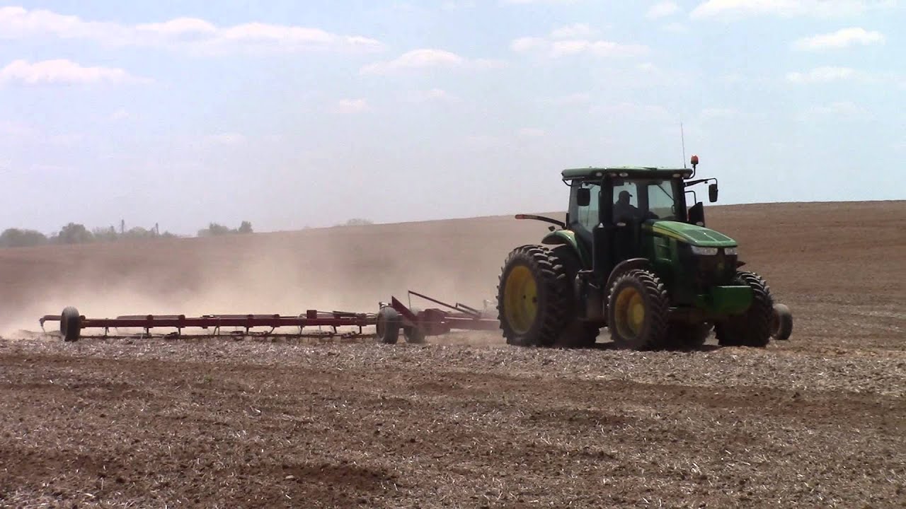 John Deere 7210R & 50ft McFarlane HDL-1050 Harrow