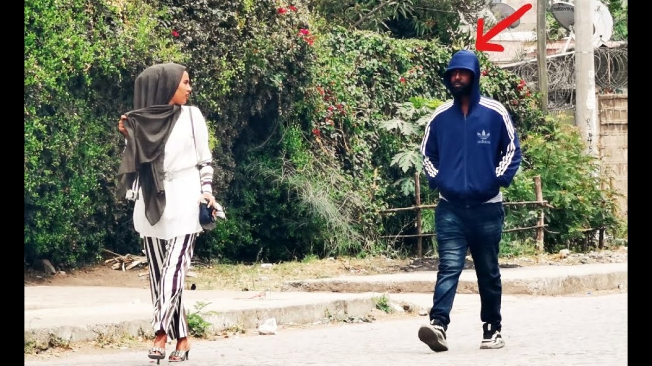 🛑 Ethiopia:|ሰዎችን መከተል ፕራንክ| walking next to people prank| Ethiopian prank| 2021 best prank|