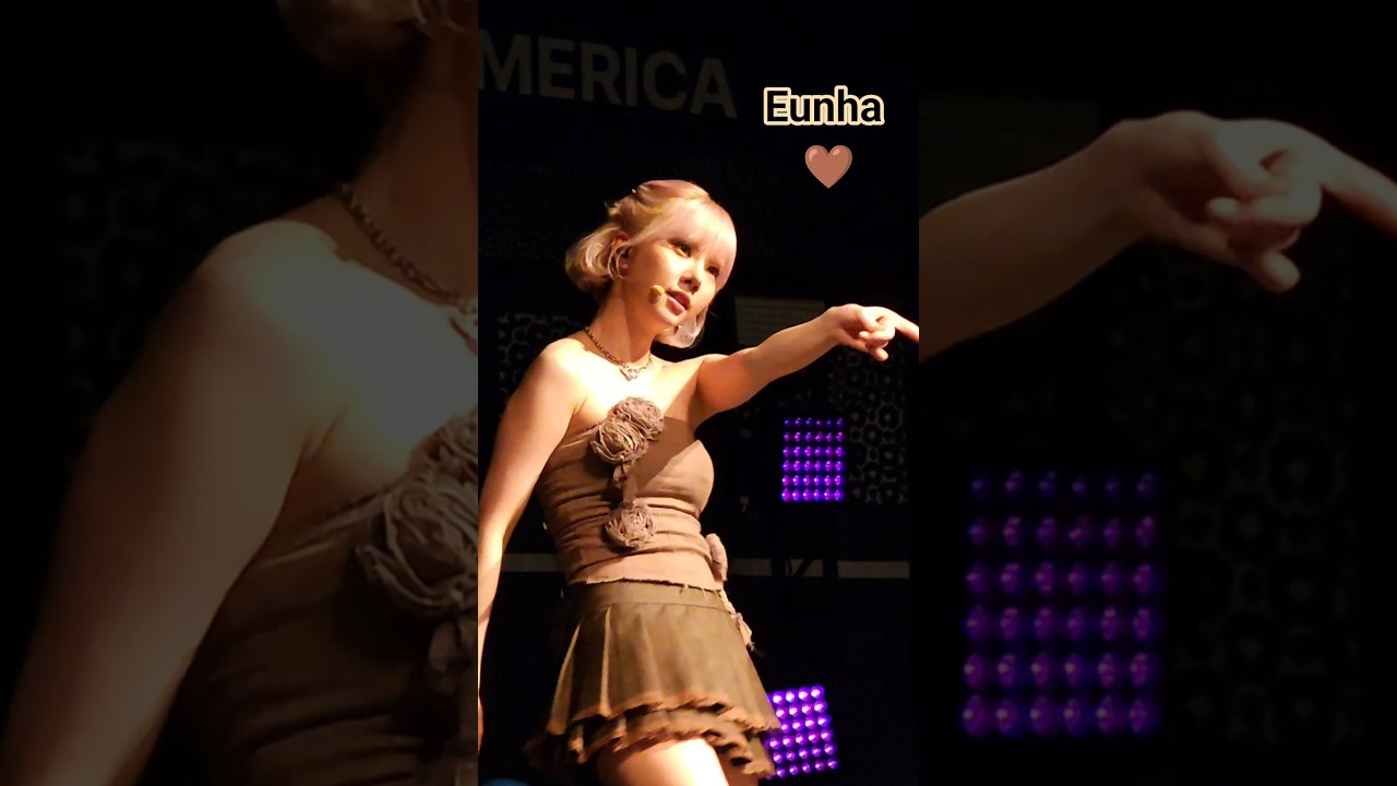 Eunha (VIVIZ) 비비지  Love Love Love 