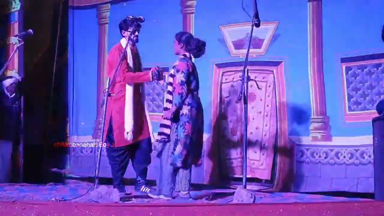 ಕಂಪಳ ದೇವರಹಟ್ಟಿ... ಚಂದಕ್ಕಿಂತ ಚಂದ ನೀನೆ ಸುಂದರ ನಿನ್ನ ನೋಡ ಬಂದ ಬಾನ ಚಂದಿರ ಅಂದ ಚಂದವೋ ನೀನೇ ಅಂದೆನೇ 
