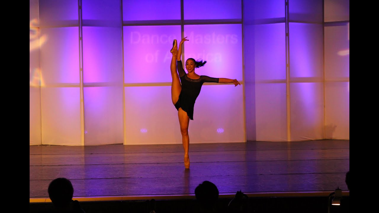 Fly Me to the Moon - Jessica Fry
