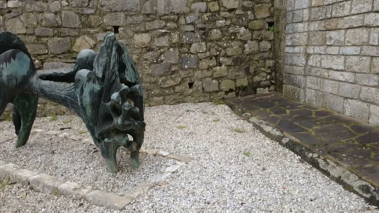 Una Chiesa in località Canneto in Prato