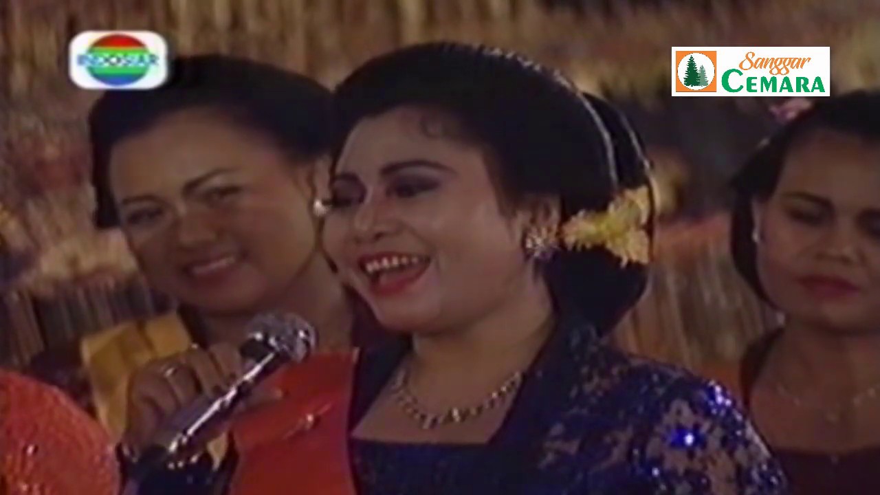 KUTUT MANGGUNG. Sunyahni Sinden Idola. Cantik Merdu Gayeng Bikin Gemes Joos.