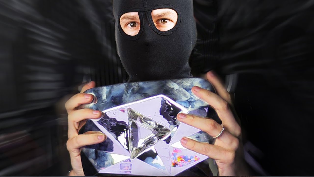 Top 5 Youtubers WHOSE PLAYBUTTONS WERE STOLEN! (Drama Alert Keemstar, Overboard Humor, & More)