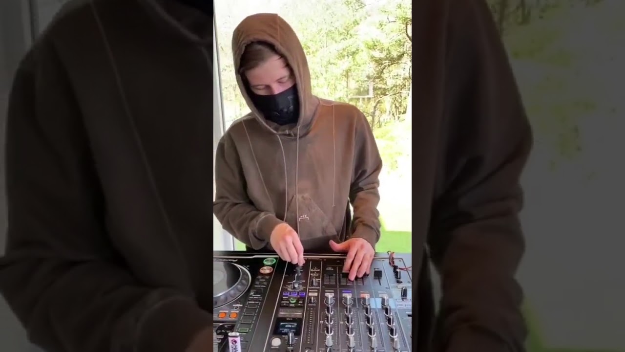 Alan Walker Live 2 [10/04/2020]