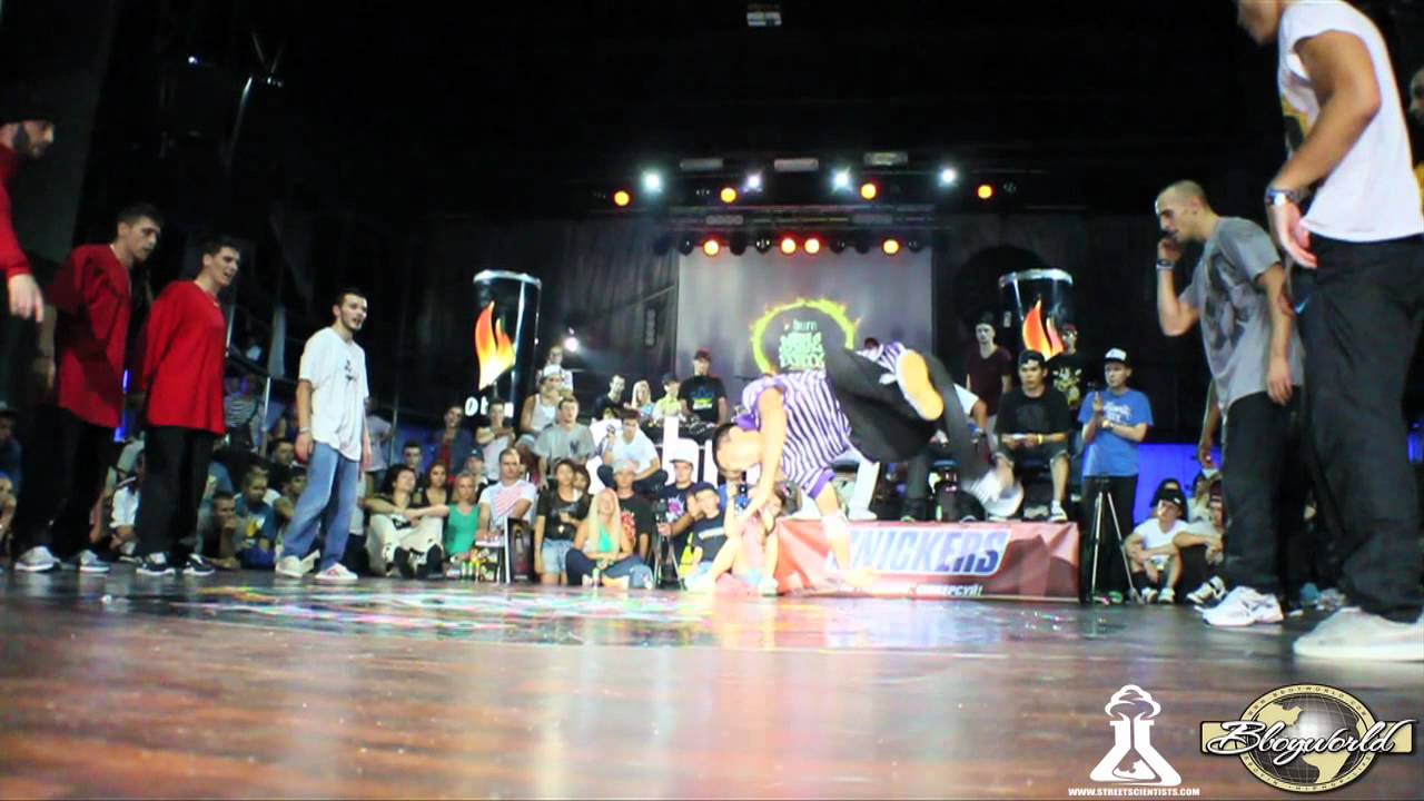 PREDATORZ vs VAGABONDS | BURN BATTLE SCHOOL 2012