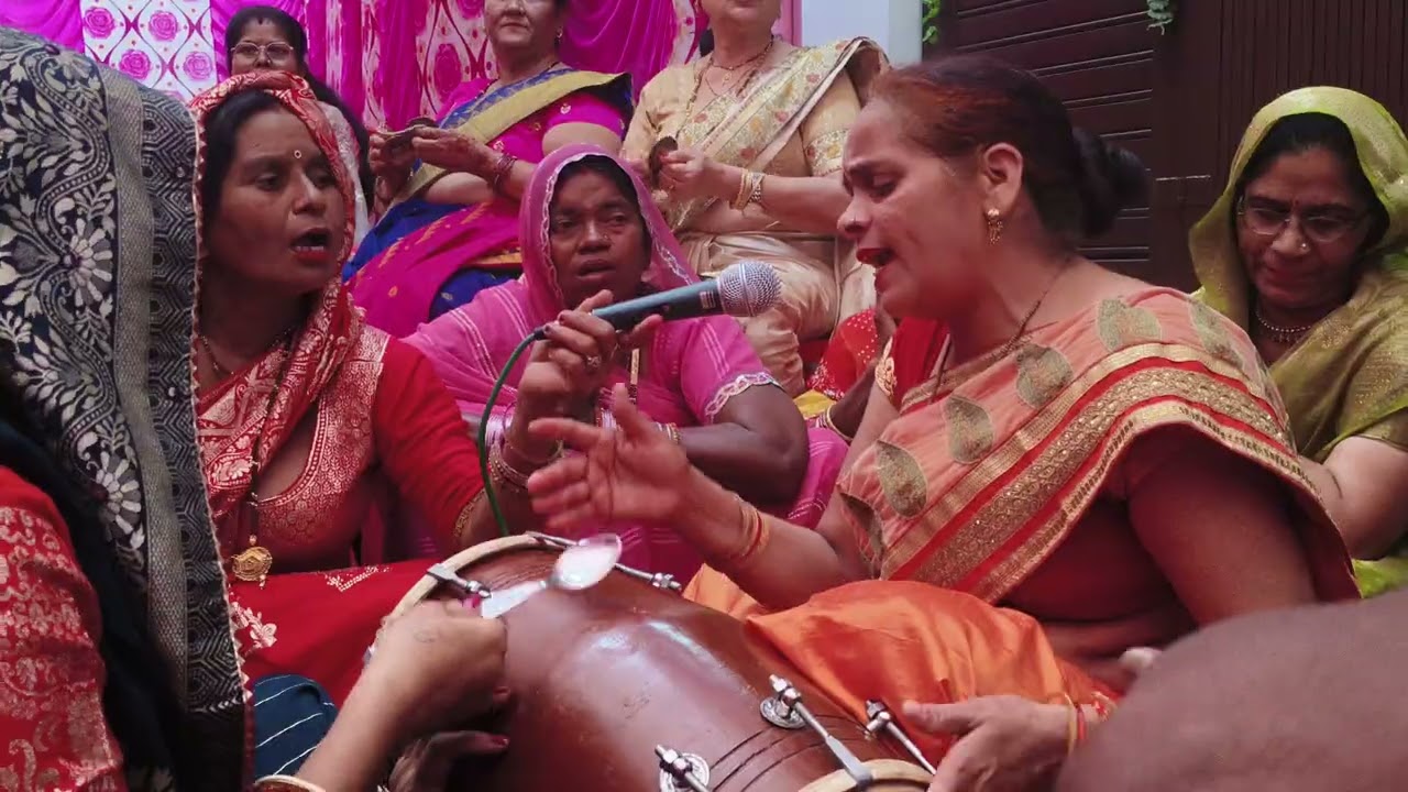 Kanha ka bhajan hai bahut hi Sundar#trending #bhajan #youtube #viralvideos #ushaverma 🙏🙏🙏