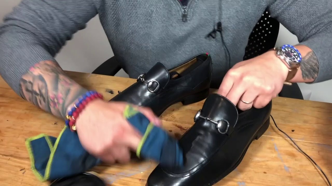 Como bolear tus zapatos en 5 mins.