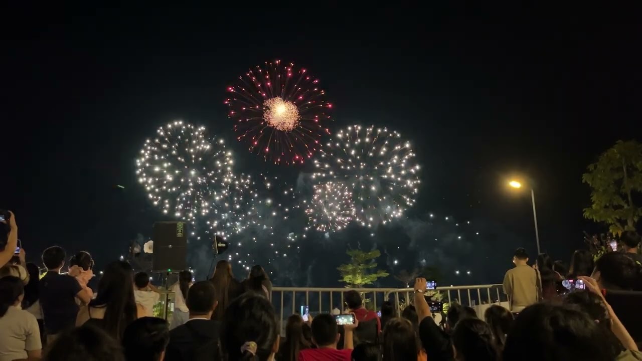Platinum Fireworks PYRO MUSICAL COMPETITION #mallofasia 