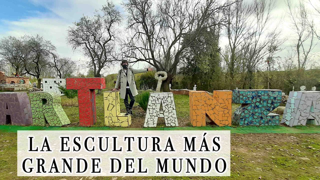 Territorio ARTLANZA Burgos. La escultura más grande del mundo. Recreación pueblo castellano medieval
