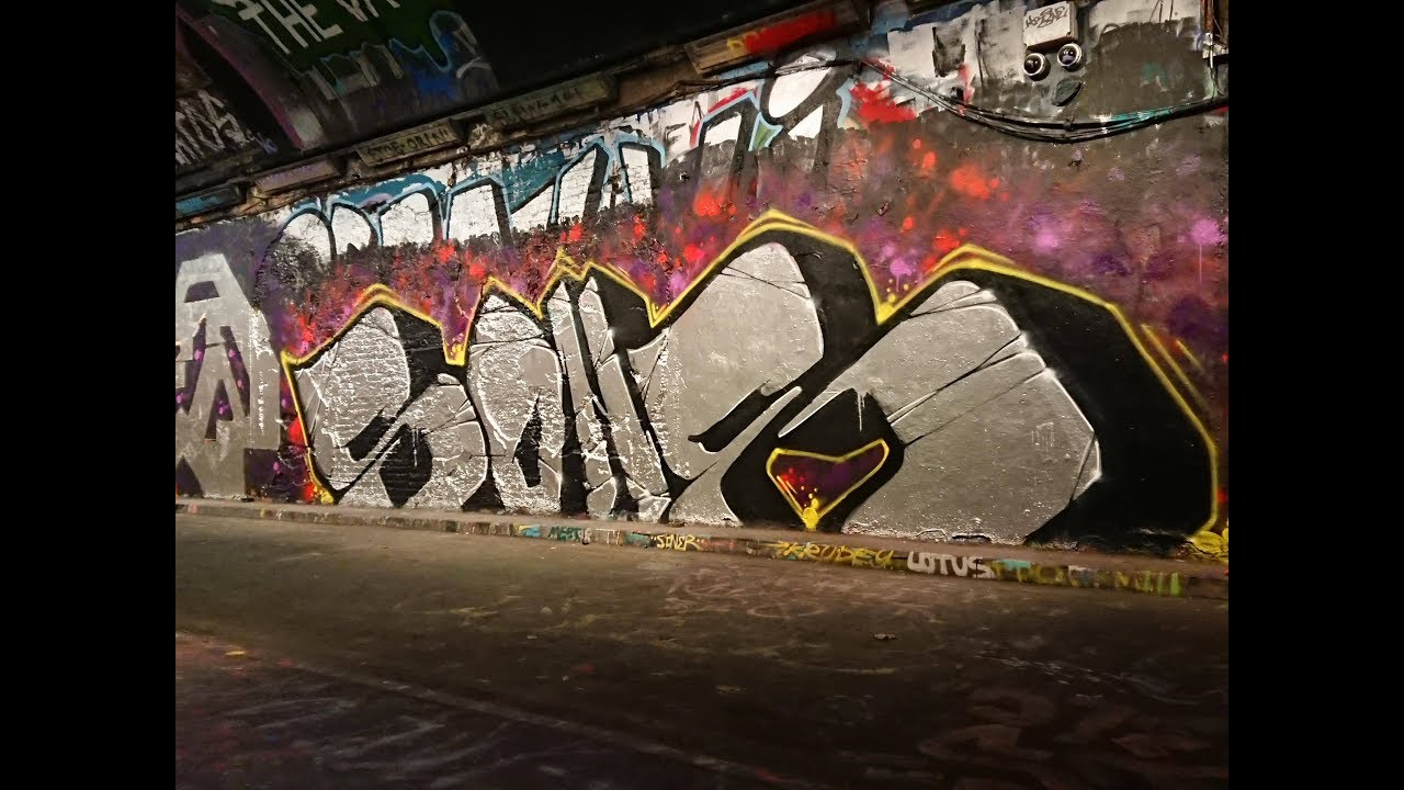 Graffiti  - SoNe - Leake Street graffiti