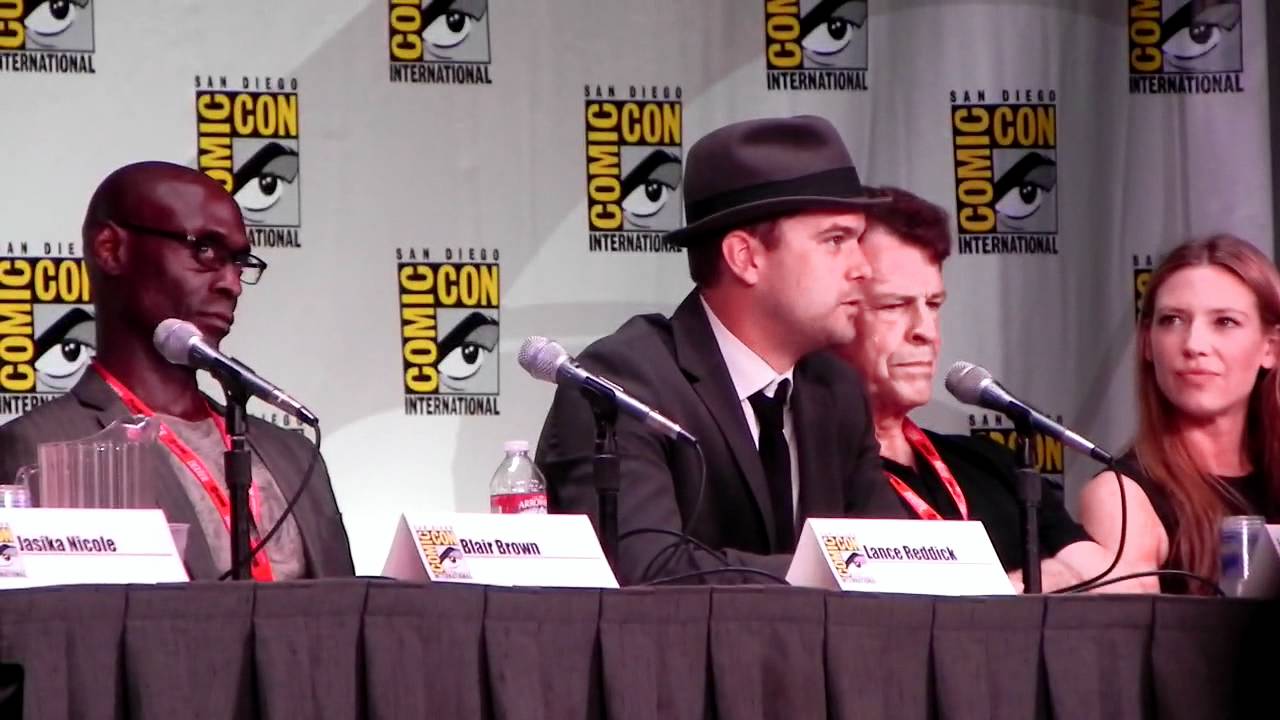 Comic Con 2011 Fringe Panel Clip 2