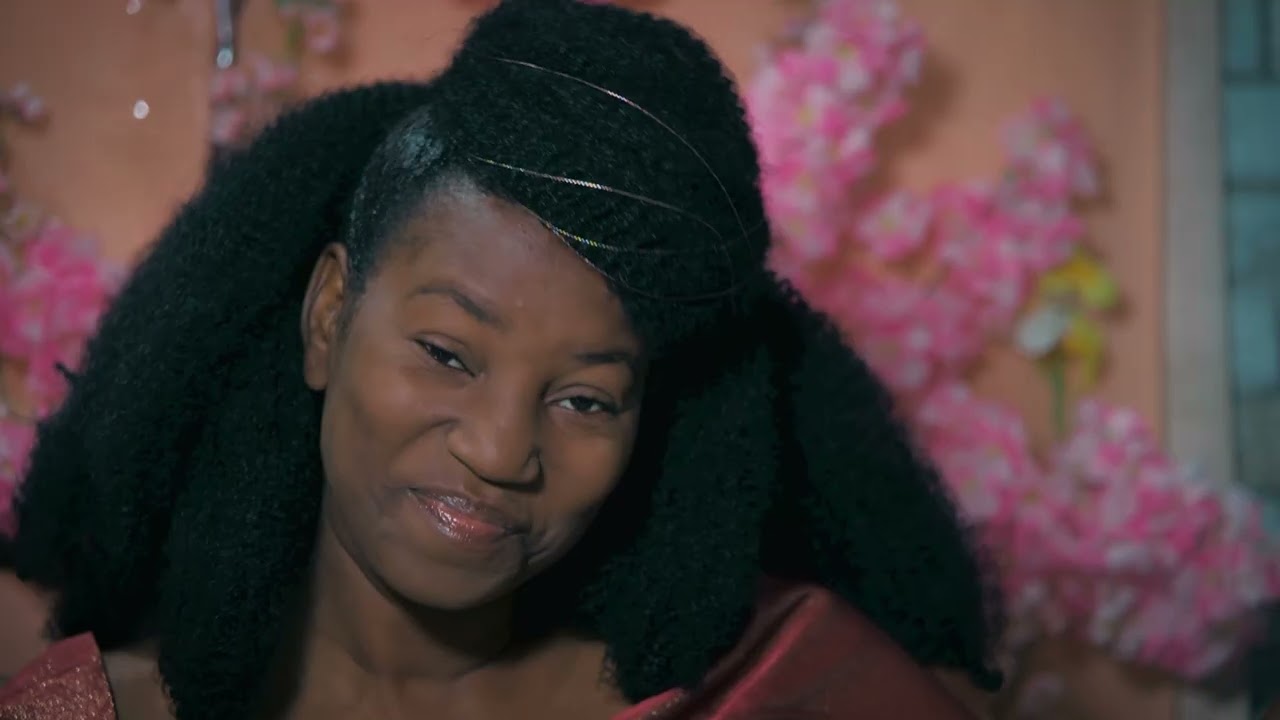 Lize MAKITA  Mon Année Clip Officiel 4K