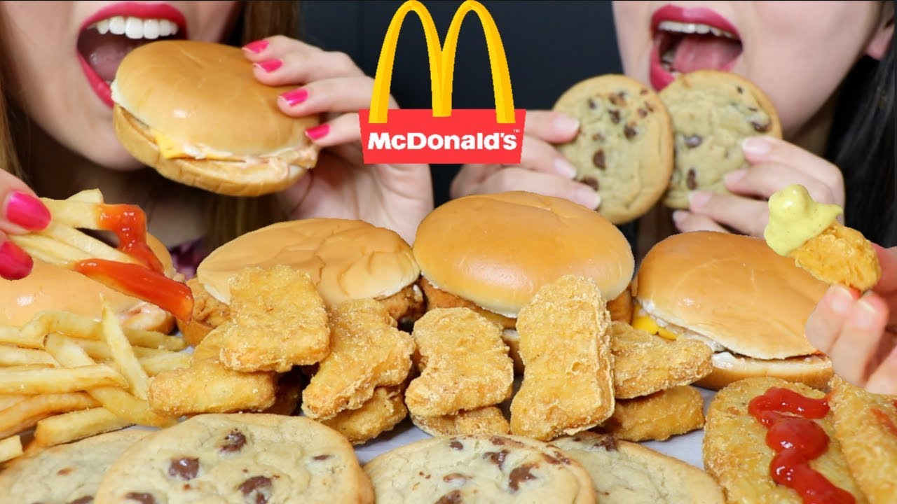 ASMR McDonald's CHICKEN NUGGETS + CHEESEBURGERS + COOKIES 맥도날드 리얼사운드 먹방 マクドナルド | Kim&Liz ASMR