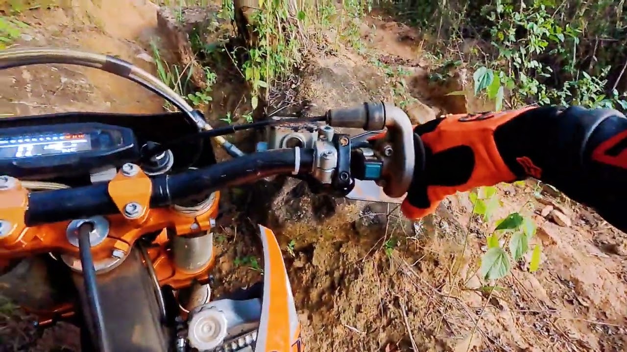 Teste MXF 300 TS, trilha do Uriel.