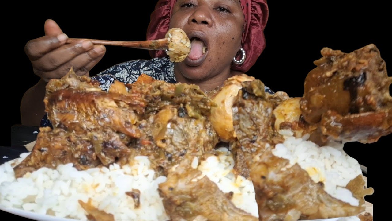 African food mukbang White rice with Ofada stew 