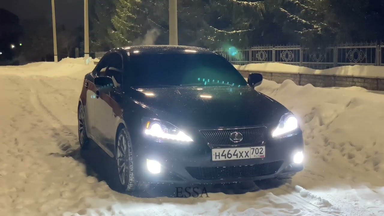 Lexus is250