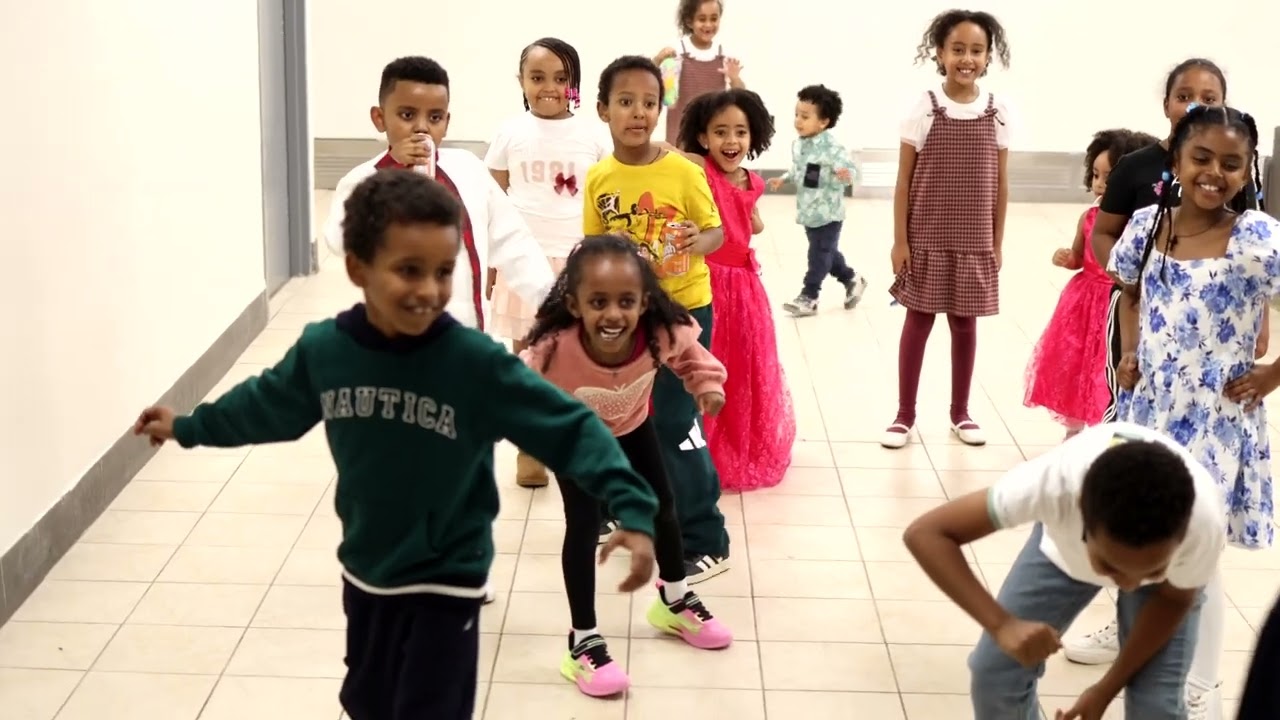 Red_Light Green_Light Habesha Kids playing 