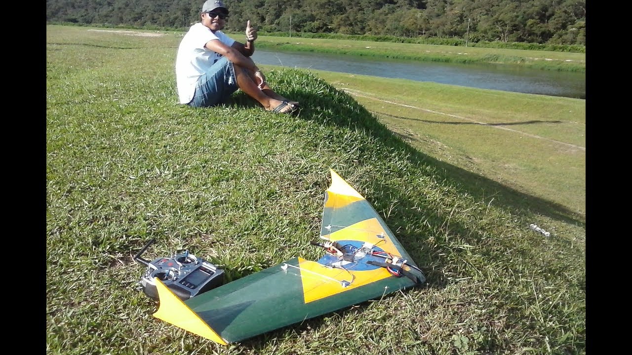 Pulando asa delta Aeromodelismo