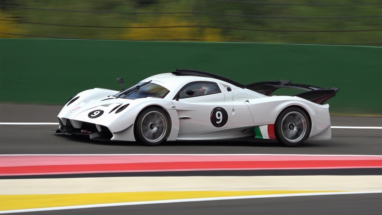 10 Minutes of BRUTAL Pagani Huayra R V12 Sounds!!